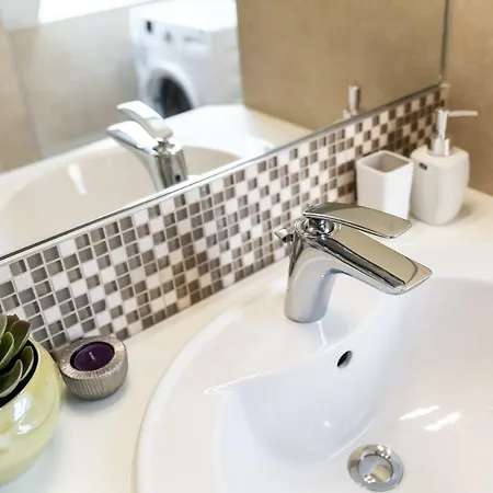 Apartman De Luxe شقة Hévíz
